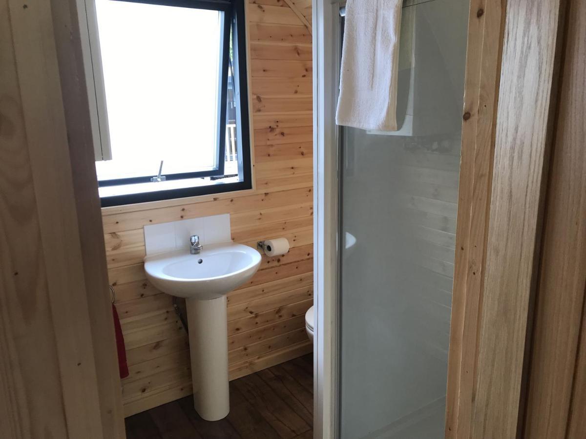Villa Earth Pod 2 Pet Friendly Neath Exterior foto